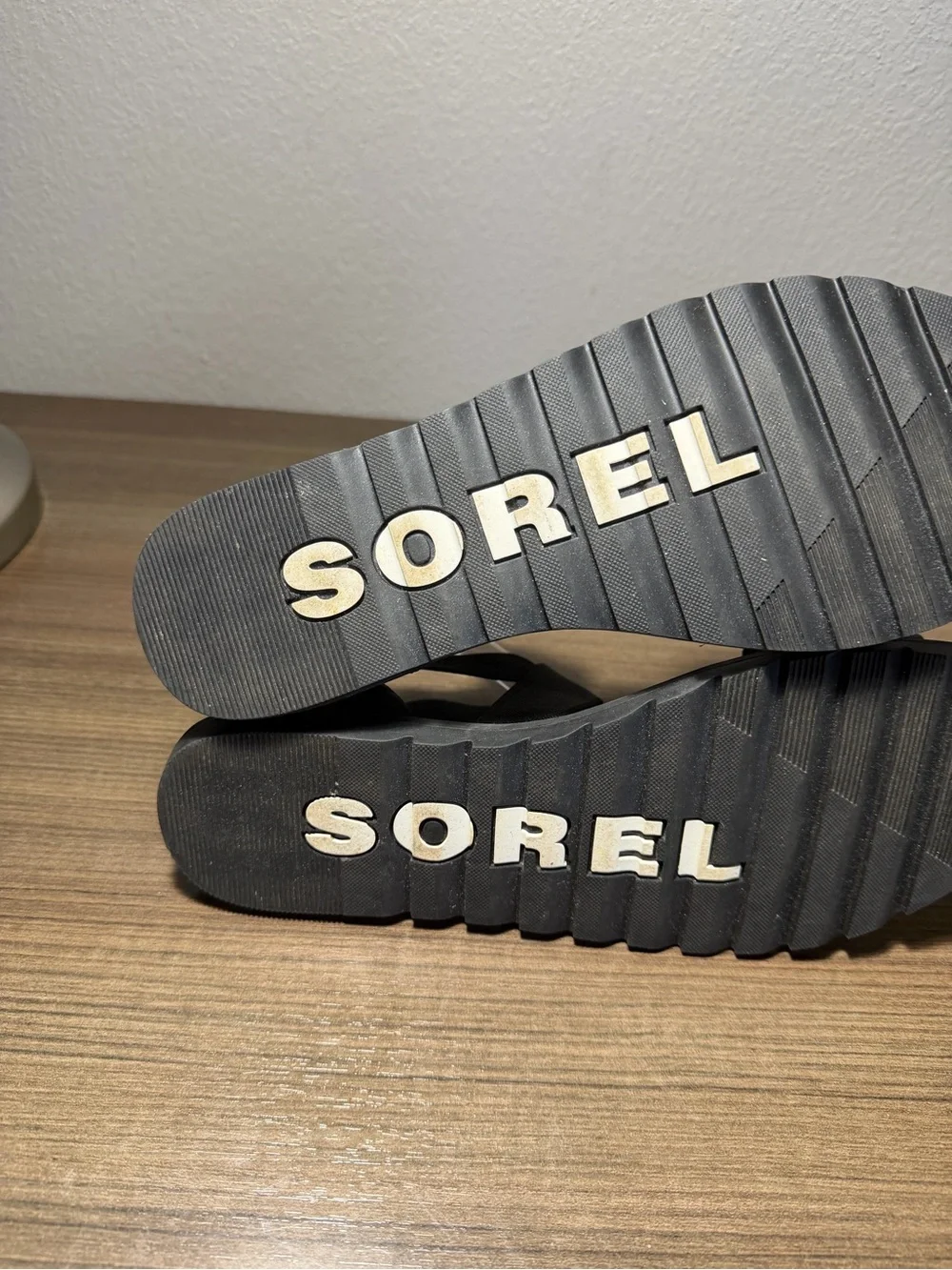 Sorel Ella II Sandal in Black Leather